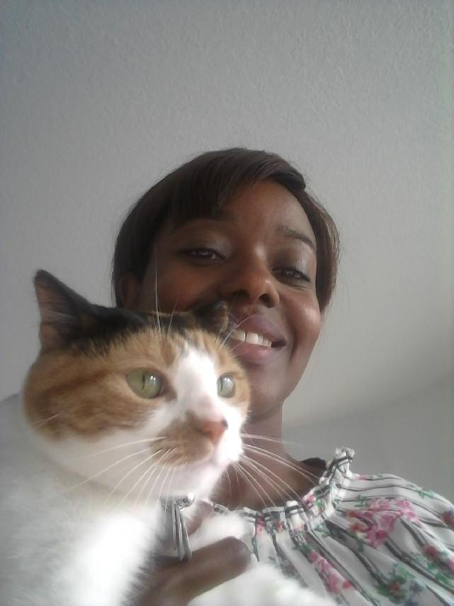 Cat Sitter in Avenue Northwest, North Central Edmonton Central